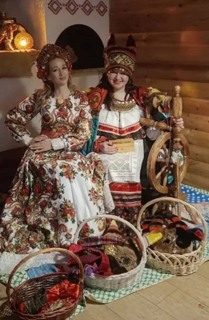 Русская атмосфера кафе Емеля